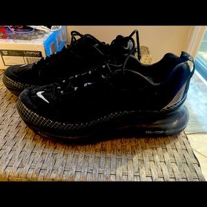 10.5 Mens Nike air max excellent condition